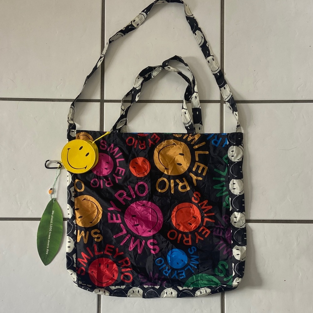 FARM Rio Mixed Smiley Rio Bag Rainbow 😊 Change Purse + Hook 16” x 16” NWT